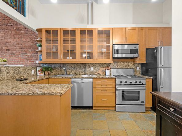 718 Broadway 6B, New York NY 10003
