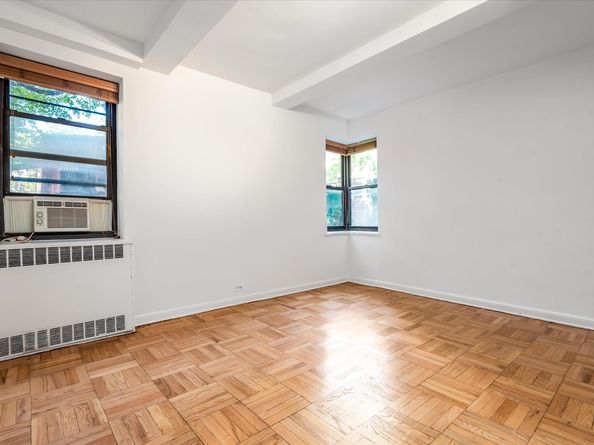 90 Park Terrace E 1CD, New York NY 10034