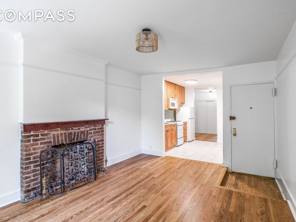 217 East 5th Street 6F, New York NY 10003