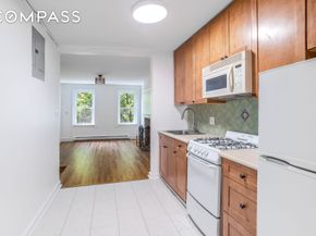 217 East 5th Street 6F, New York NY 10003