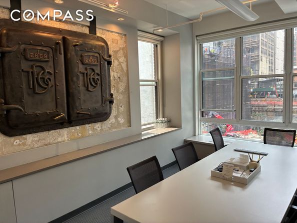 11 West 30th Street 2F, New York NY 10001