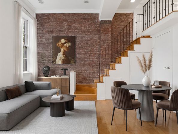 100 West 15th Street 4A, New York NY 10011