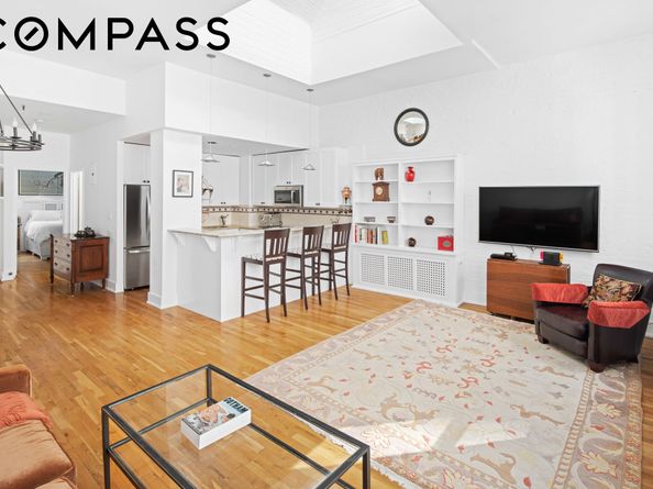 23 East 10th Street PHA, New York NY 10003