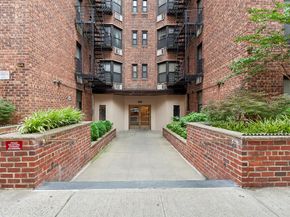 330 East 70th Street 6E, New York NY 10021