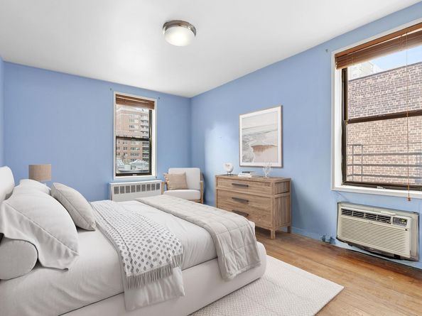 330 East 70th Street 6E, New York NY 10021