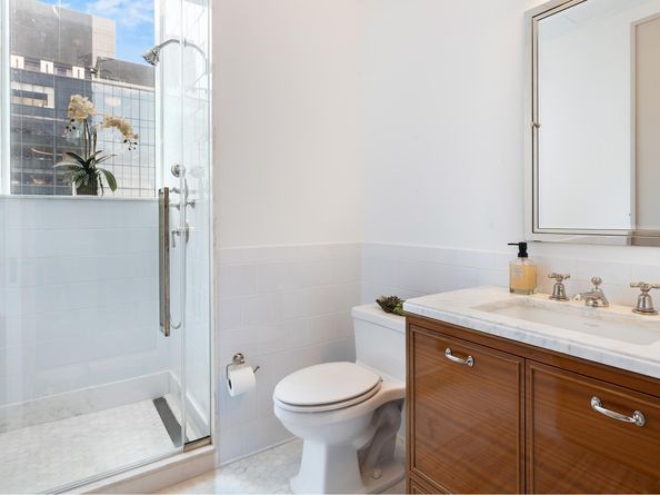45 East 22nd Street 33B, New York NY 10010