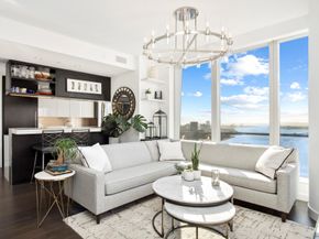 250 South Street 27M, New York NY 10002