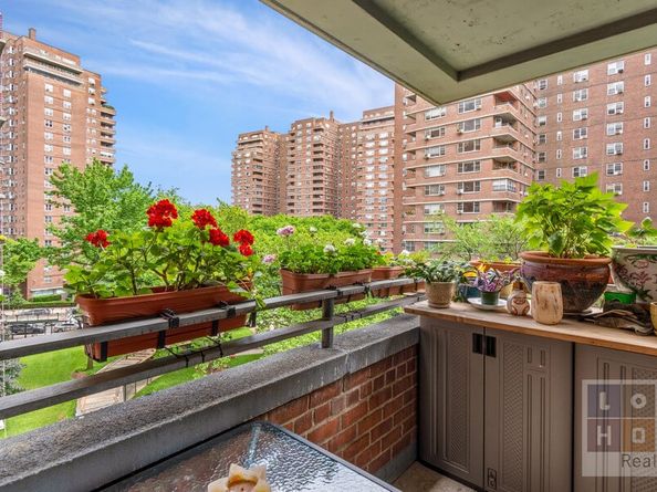 577 Grand Street F504, New York NY 10002