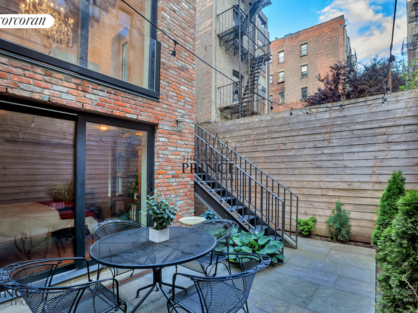526 East 5th Street, New York NY 10009