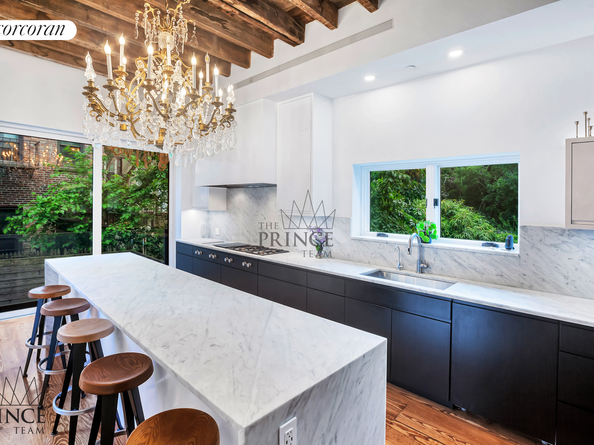 526 East 5th Street, New York NY 10009