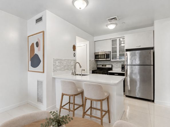 72 Huron Street 2A, Brooklyn NY 11222