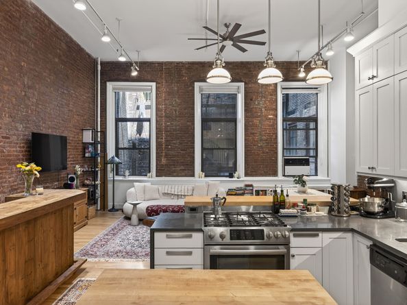 74 Reade Street 2ER, New York NY 10007