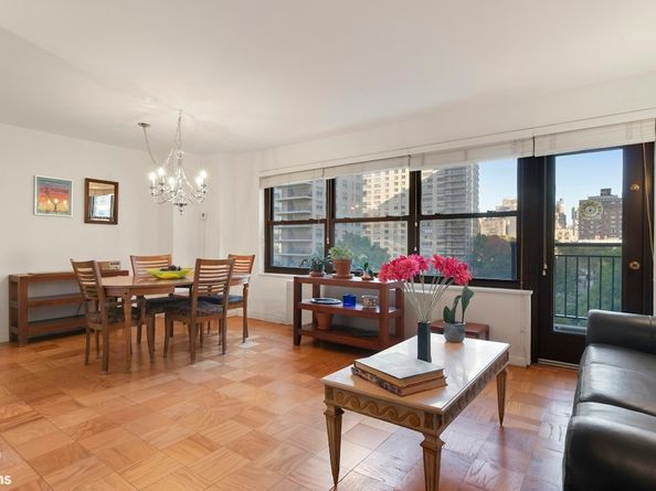 142 West End Avenue 9N, New York NY 10023