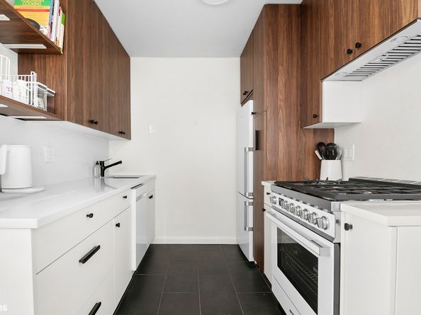 85 Livingston Street 9F, Brooklyn NY 11201