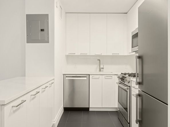 115 East 9th Street 3G, New York NY 10003