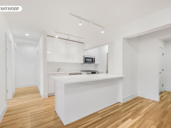 9511 Shore Road 609, Brooklyn NY 11209