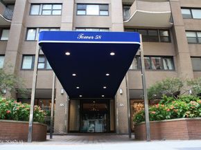 58 West 58th Street 19A, New York NY 10019