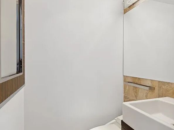 160 West 66th Street 37E, New York NY 10023