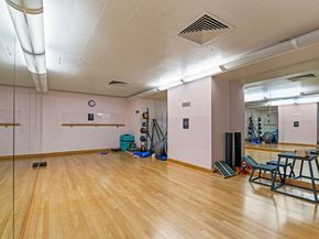 301 West 57th Street 39E, New York NY 10019