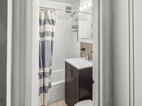 87-20 175th Street 1K, Queens NY 11365