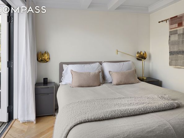 21 East 22nd Street PH12F, New York NY 10010