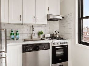 31 Jane Street 11E, New York NY 10014