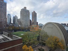 200 East End Avenue 8B, New York NY 10128