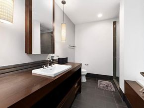 40 Broad Street 14C, New York NY 10004