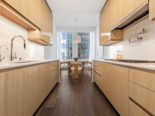 35 Hudson Yards 6102, New York NY 10001