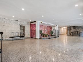 60-11 Broadway 3C, Queens NY 11377