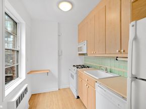 15 West 12th Street 5C, New York NY 10011