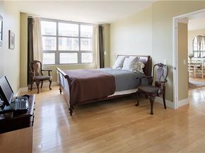 5-09 48th Avenue 2C, Queens NY 11101