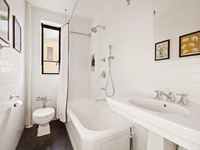 250 West 24th Street 5/6CE, New York NY 10011