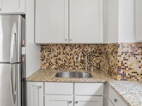 400 East 77th Street 3E, New York NY 10075