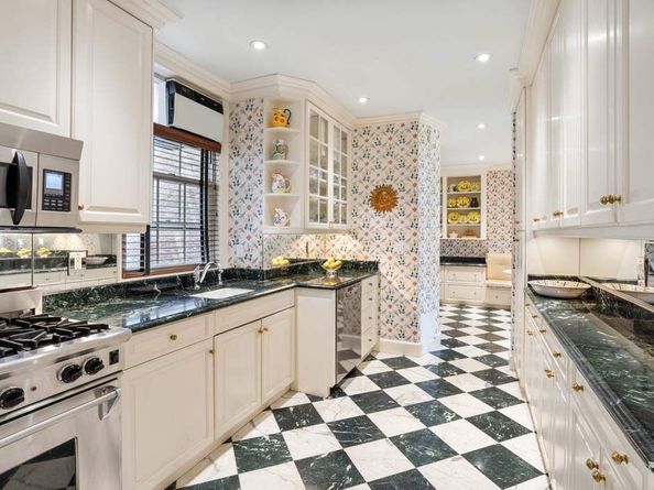 1105 Park Avenue 6D, New York NY 10128