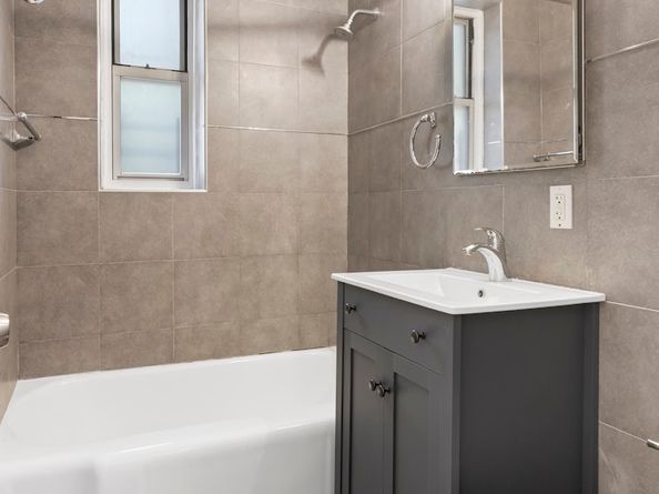 67-12 Yellowstone Boulevard C12, Queens NY 11375