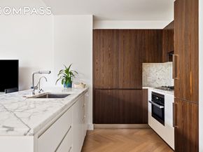 100 Ave A 4B, New York NY 10009