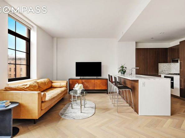 100 Ave A 4B, New York NY 10009