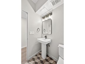 525 East 80th Street 4B, New York NY 10075