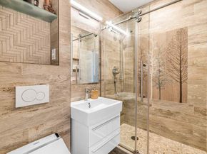 310 East 46th Street PHT, New York NY 10017