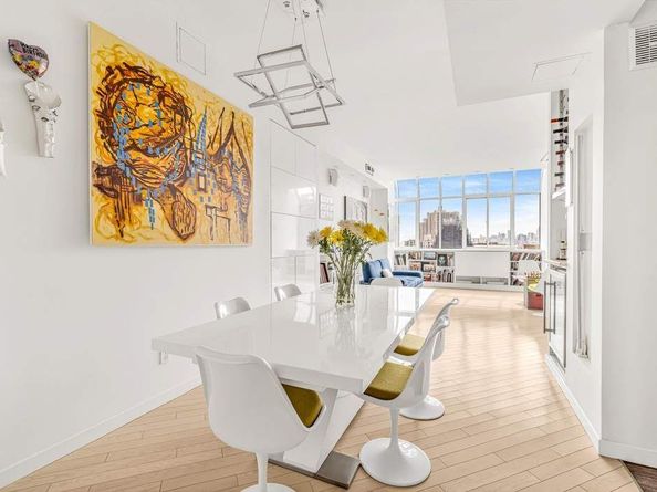 310 East 46th Street PHT, New York NY 10017