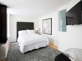 150 West 51st Street 1623, New York NY 10019