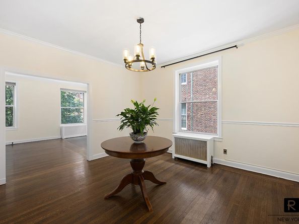 37-33 84th Street 21, Queens NY 11372