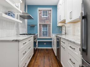 37-33 84th Street 21, Queens NY 11372