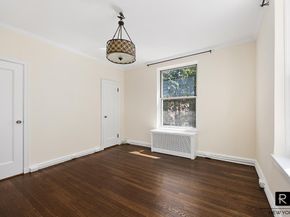 37-33 84th Street 21, Queens NY 11372