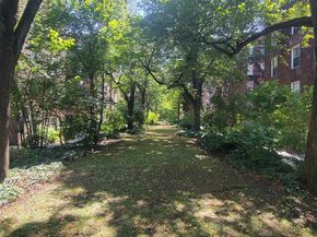37-33 84th Street 21, Queens NY 11372