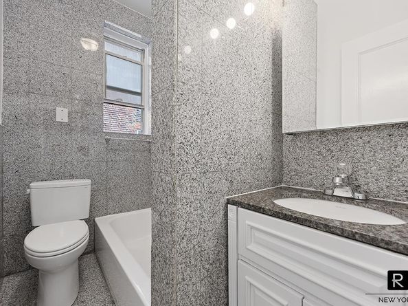 37-33 84th Street 21, Queens NY 11372