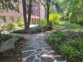 37-33 84th Street 21, Queens NY 11372