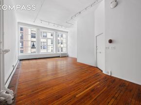 16 East 17th Street 3, New York NY 10003