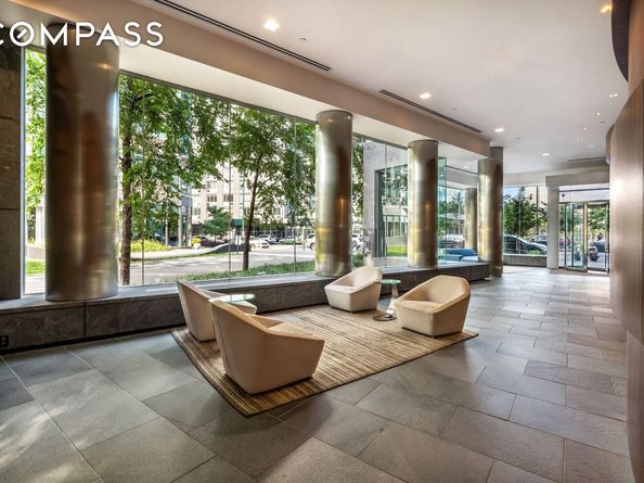 46-30 Center Boulevard 406, Queens NY 11109